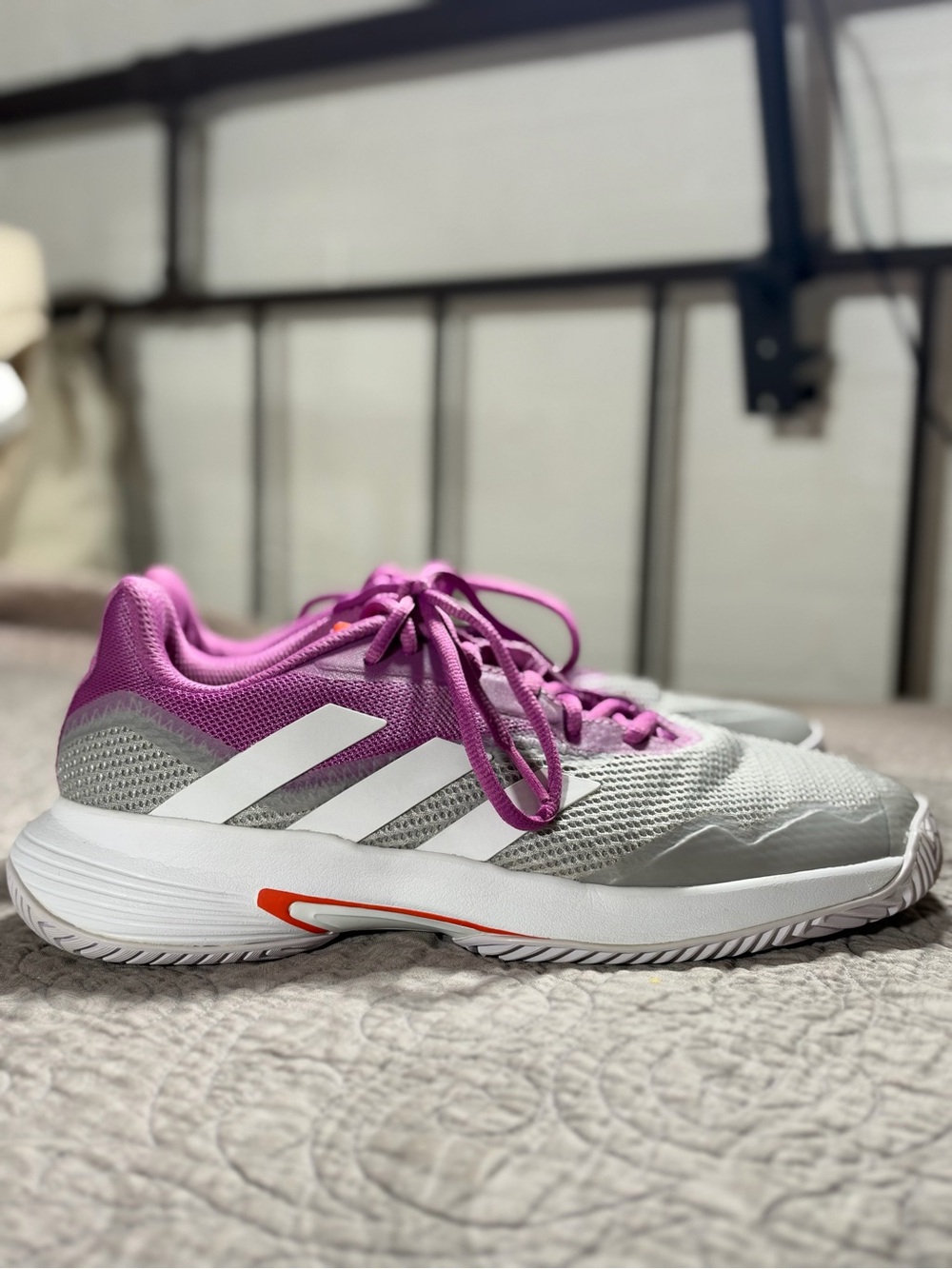 Adidas CourtJam Control Women's Tennis Shoes Size 9 Gray Purple GZ4616